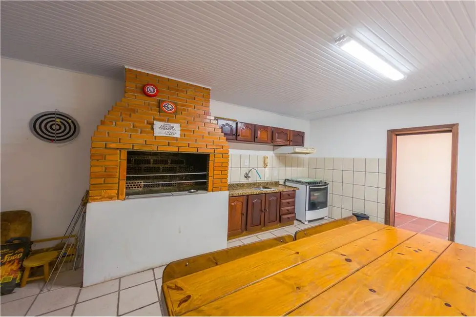 Foto 25 de Casa com 4 quartos à venda, 150m2 em Tramandai - RS