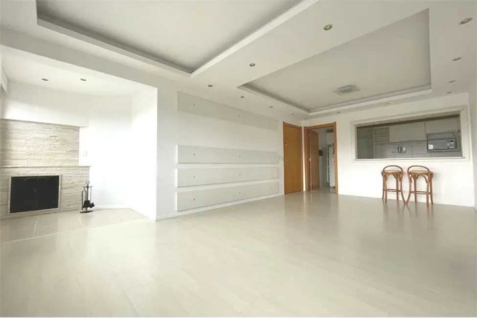 Foto 1 de Apartamento com 2 quartos à venda, 90m2 em Santa Cecília, Porto Alegre - RS