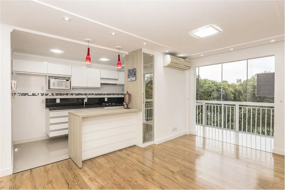 Apartamento com 3 quartos à venda, 83m2 em Vila Ipiranga, Porto Alegre - RS - imagem 6 Foto 6 de Apartamento com 3 quartos à venda, 83m2 em Vila Ipiranga, Porto Alegre - RS