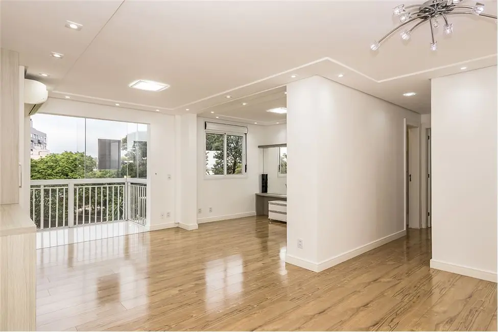 Apartamento com 3 quartos à venda, 83m2 em Vila Ipiranga, Porto Alegre - RS - imagem 4 Foto 4 de Apartamento com 3 quartos à venda, 83m2 em Vila Ipiranga, Porto Alegre - RS