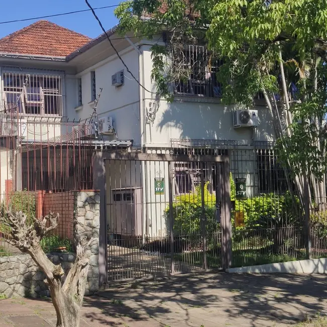 Foto 1 de Casa com 8 quartos à venda, 510m2 em Petrópolis, Porto Alegre - RS