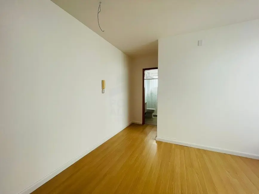 Foto 2 de Apartamento com 1 quarto à venda, 40m2 em Independência, Porto Alegre - RS