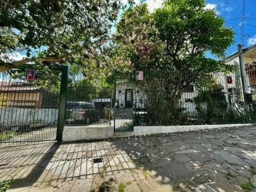 Foto 1 de Casa com 2 quartos à venda, 250m2 em Partenon, Porto Alegre - RS