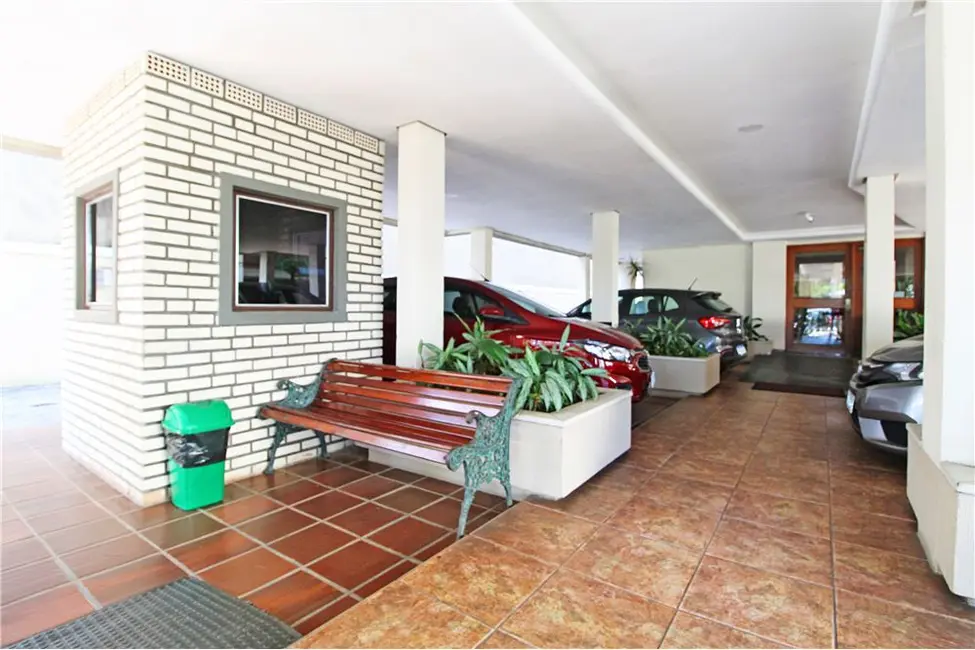 Foto 2 de Apartamento com 2 quartos à venda, 77m2 em Petrópolis, Porto Alegre - RS