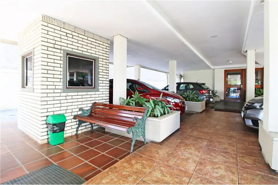 Apartamento com 2 quartos à venda, 77m2 em Petrópolis, Porto Alegre - RS - imagem 2 Foto 2 de Apartamento com 2 quartos à venda, 77m2 em Petrópolis, Porto Alegre - RS