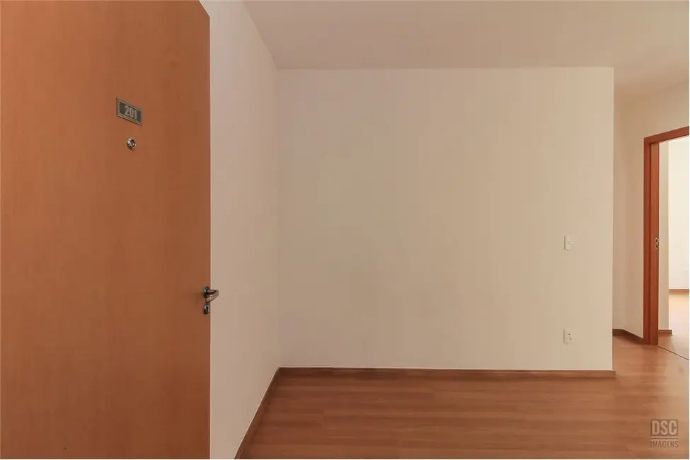 Foto 3 de Apartamento com 2 quartos à venda, 40m2 em Restinga, Porto Alegre - RS