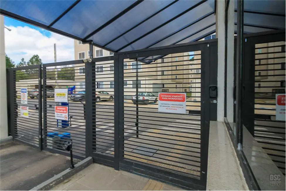 Foto 2 de Apartamento com 2 quartos à venda, 40m2 em Restinga, Porto Alegre - RS