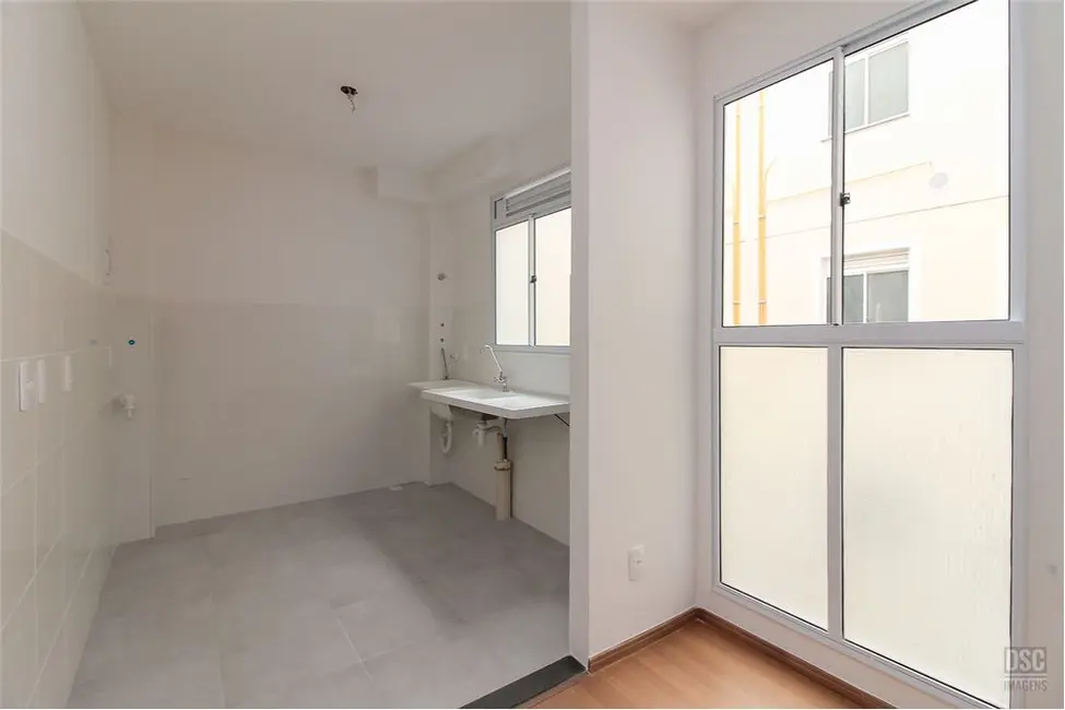 Foto 6 de Apartamento com 2 quartos à venda, 40m2 em Restinga, Porto Alegre - RS