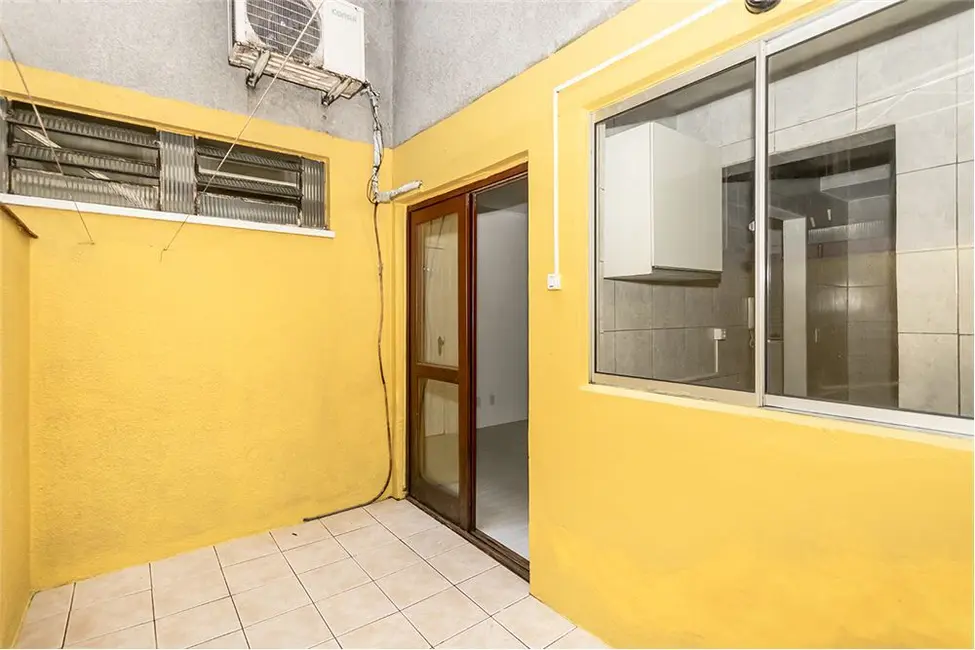 Apartamento com 1 quarto à venda, 30m2 em Cidade Baixa, Porto Alegre - RS - imagem 9 Foto 9 de Apartamento com 1 quarto à venda, 30m2 em Cidade Baixa, Porto Alegre - RS