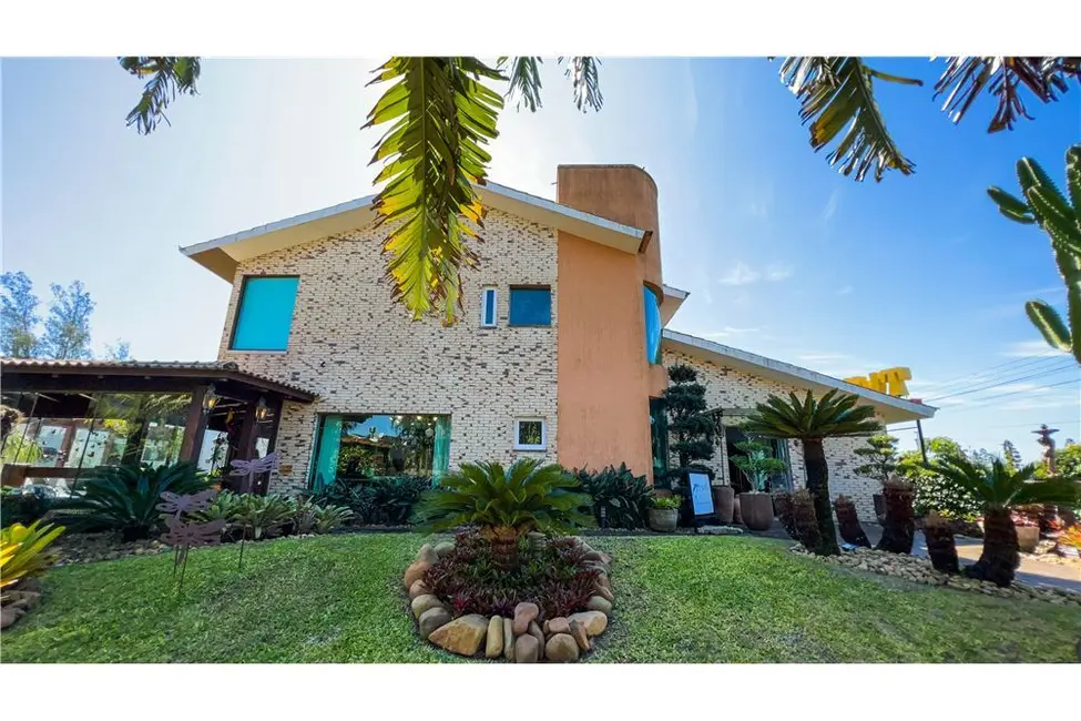 Foto 1 de Loja à venda, 778m2 em Xangri-lá - RS