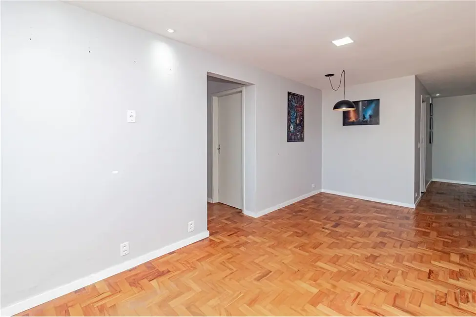 Foto 6 de Apartamento com 2 quartos à venda, 67m2 em São João, Porto Alegre - RS