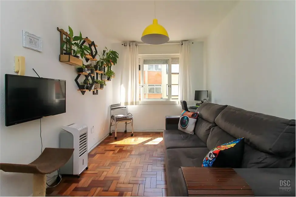 Foto 1 de Apartamento com 1 quarto à venda, 44m2 em Vila Jardim, Porto Alegre - RS