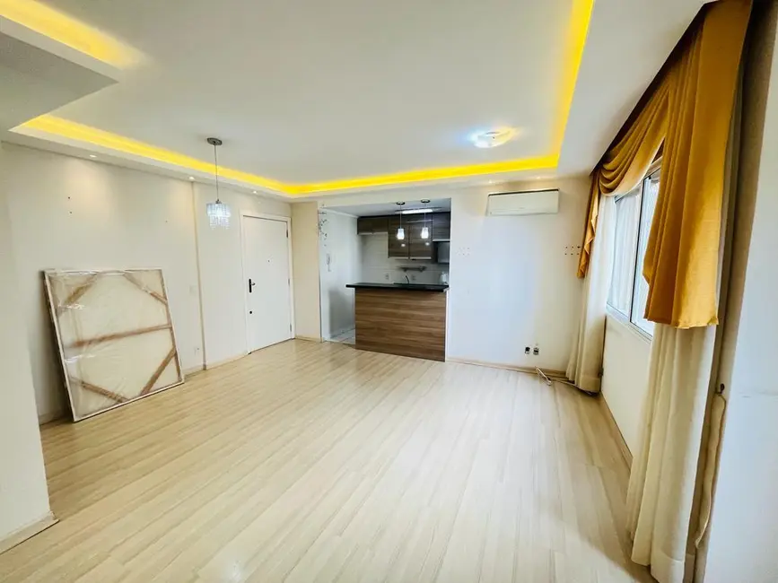 Foto 4 de Apartamento com 3 quartos à venda, 66m2 em Vila Ipiranga, Porto Alegre - RS