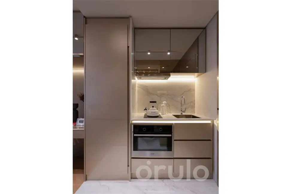 Foto 2 de Apartamento com 1 quarto à venda, 20m2 em Cidade Baixa, Porto Alegre - RS