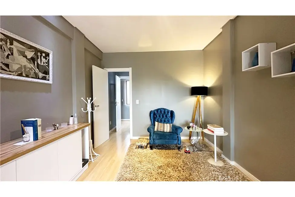 Foto 3 de Sala Comercial à venda, 37m2 em Petrópolis, Porto Alegre - RS