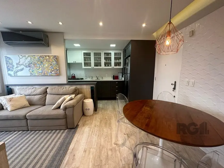 Apartamento com 2 quartos à venda, 60m2 em Menino Deus, Porto Alegre - RS - imagem 4 Foto 4 de Apartamento com 2 quartos à venda, 60m2 em Menino Deus, Porto Alegre - RS