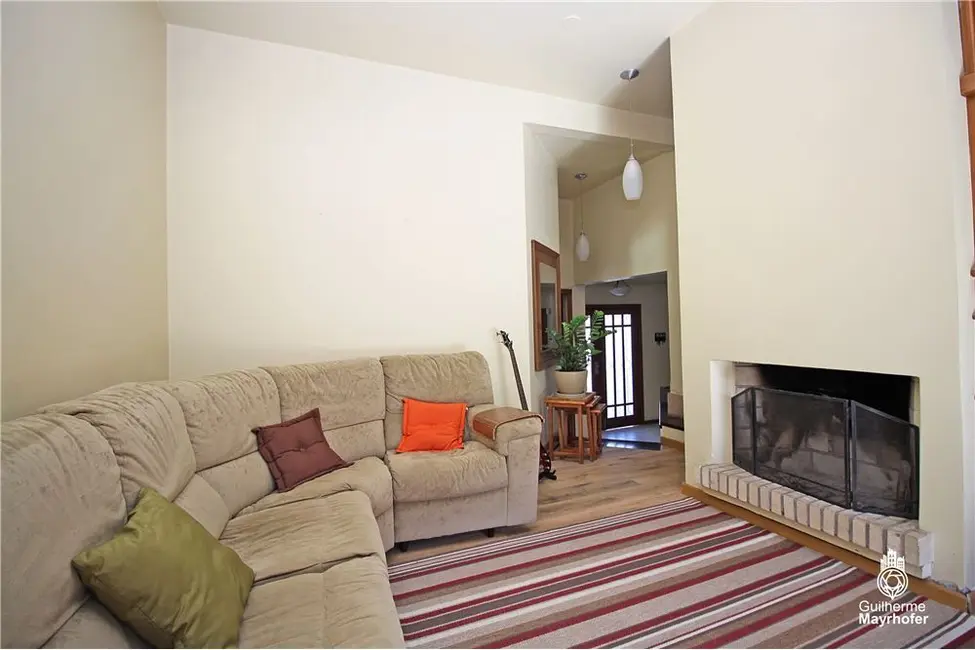 Casa com 4 quartos à venda, 275m2 em Glória, Porto Alegre - RS - imagem 6 Foto 6 de Casa com 4 quartos à venda, 275m2 em Glória, Porto Alegre - RS