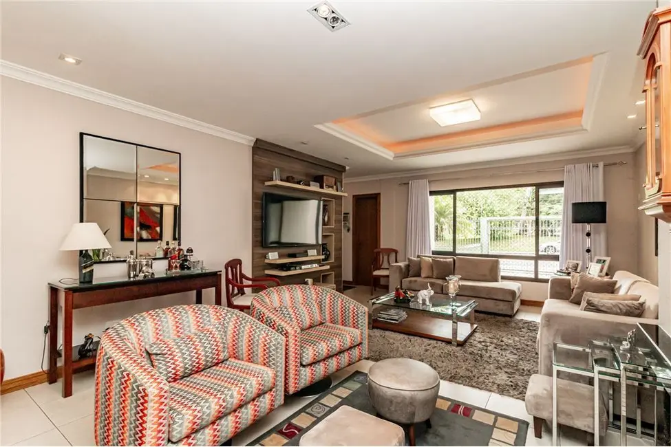 Foto 3 de Apartamento com 3 quartos à venda, 201m2 em Vila Ipiranga, Porto Alegre - RS