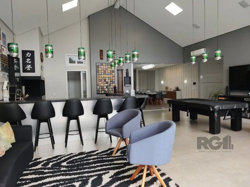 Casa com 4 quartos à venda, 380m2 em Ipanema, Porto Alegre - RS - imagem 4 Foto 4 de Casa com 4 quartos à venda, 380m2 em Ipanema, Porto Alegre - RS