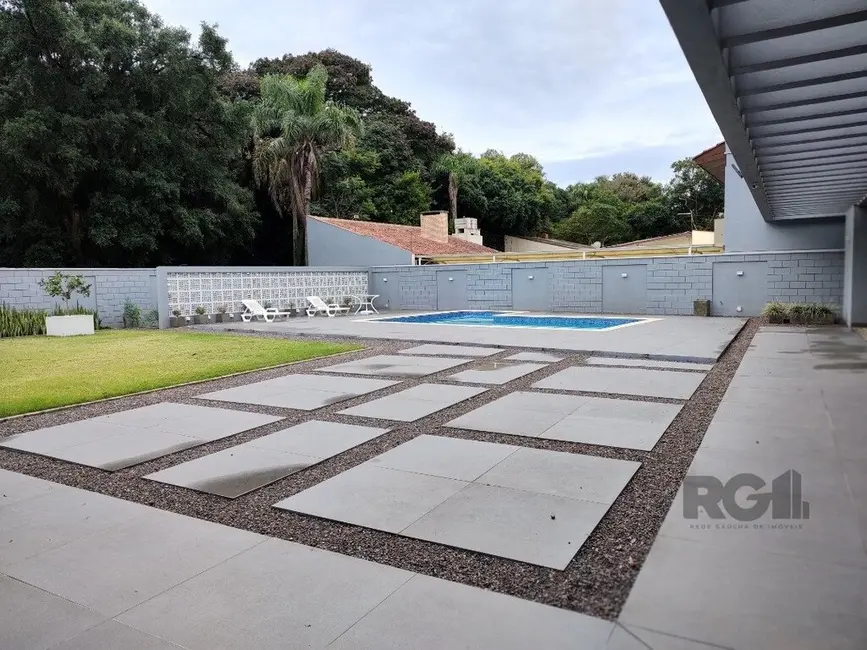 Casa com 4 quartos à venda, 380m2 em Ipanema, Porto Alegre - RS - imagem 5 Foto 5 de Casa com 4 quartos à venda, 380m2 em Ipanema, Porto Alegre - RS