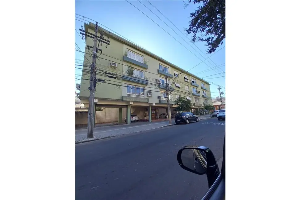 Foto 2 de Apartamento com 2 quartos à venda, 62m2 em Higienópolis, Porto Alegre - RS