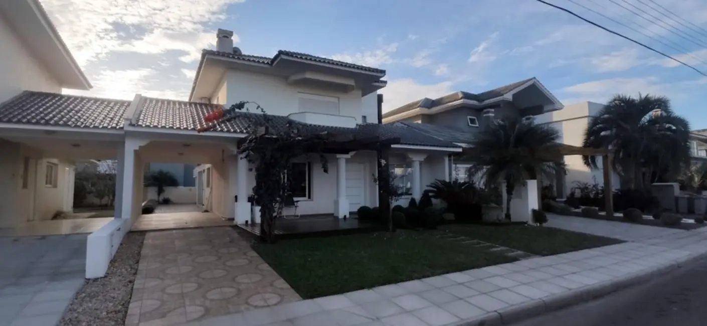 Foto 4 de Casa com 4 quartos à venda, 193m2 em Capao Da Canoa - RS