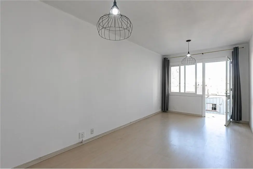 Apartamento com 2 quartos à venda, 74m2 em Centro Histórico, Porto Alegre - RS - imagem 9 Foto 9 de Apartamento com 2 quartos à venda, 74m2 em Centro Histórico, Porto Alegre - RS