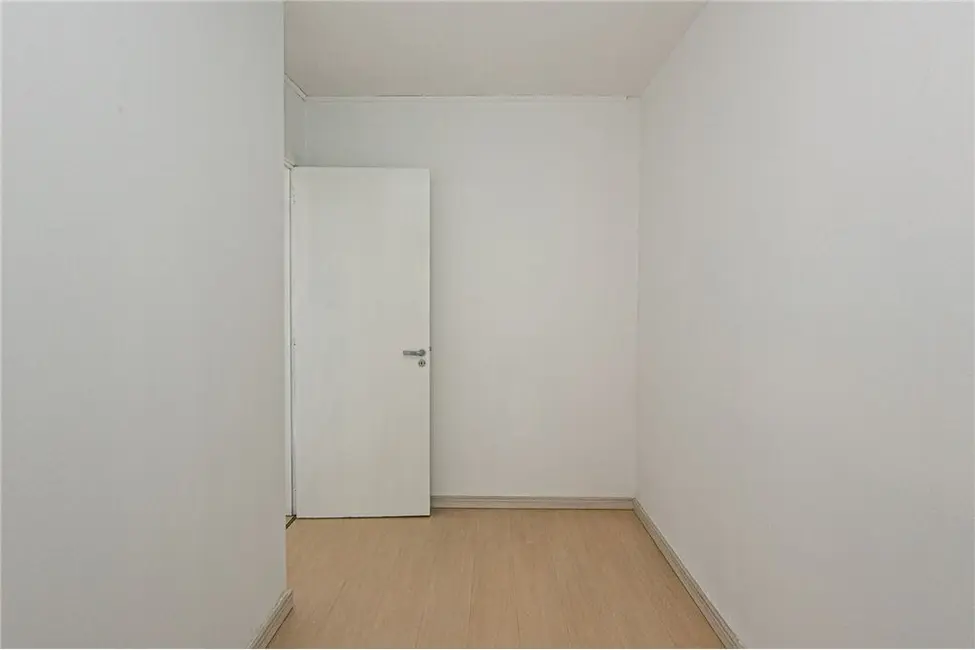 Apartamento com 2 quartos à venda, 74m2 em Centro Histórico, Porto Alegre - RS - imagem 5 Foto 5 de Apartamento com 2 quartos à venda, 74m2 em Centro Histórico, Porto Alegre - RS