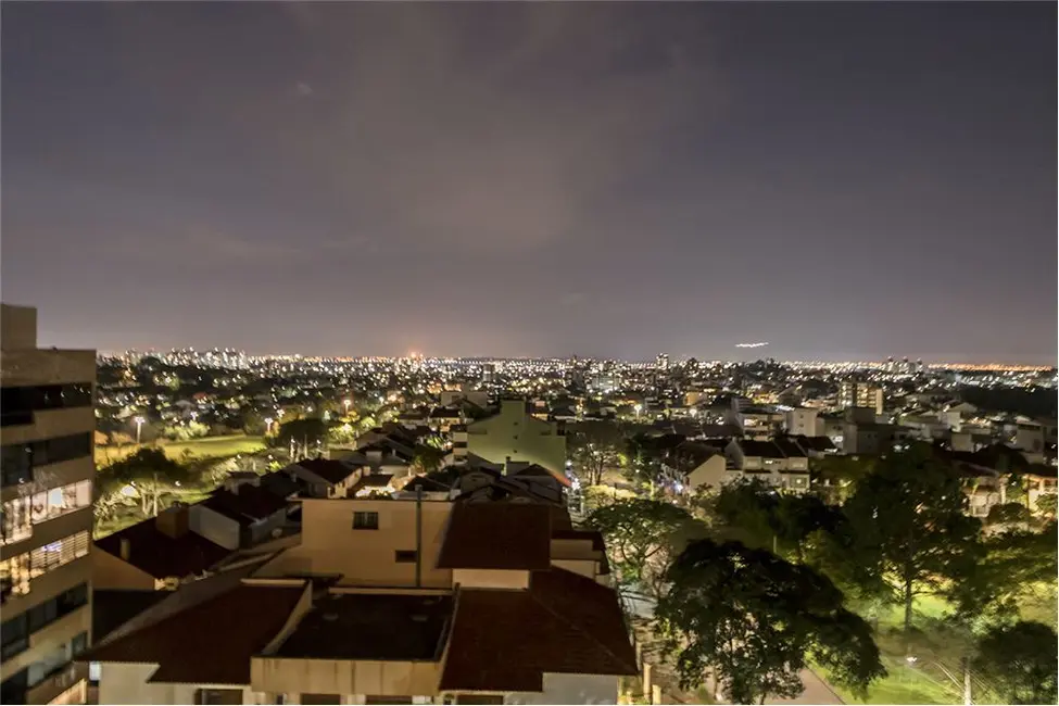 Foto 7 de Apartamento com 4 quartos à venda, 210m2 em Jardim Itu, Porto Alegre - RS