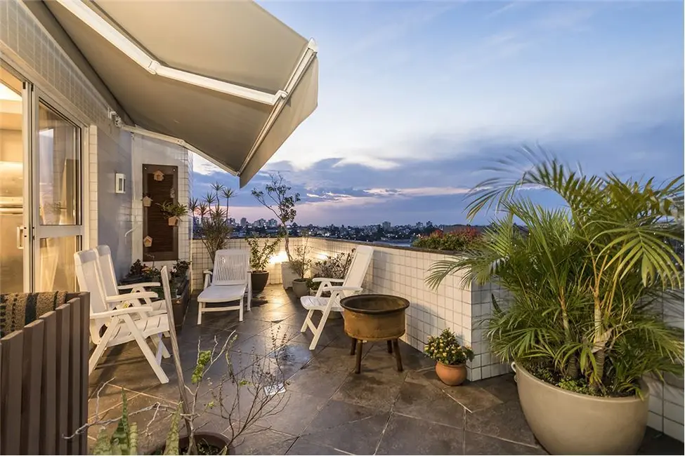 Foto 3 de Apartamento com 4 quartos à venda, 210m2 em Jardim Itu, Porto Alegre - RS