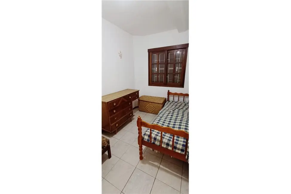 Casa com 3 quartos à venda, 165m2 em Tramandai - RS - imagem 8 Foto 8 de Casa com 3 quartos à venda, 165m2 em Tramandai - RS