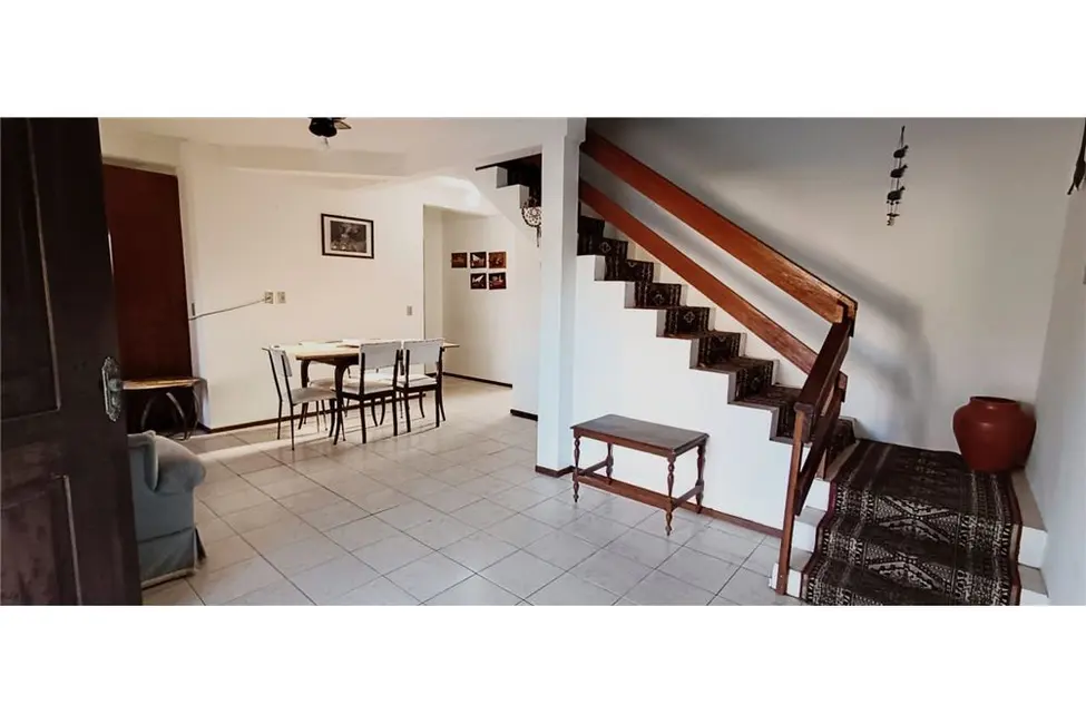 Casa com 3 quartos à venda, 165m2 em Tramandai - RS - imagem 4 Foto 4 de Casa com 3 quartos à venda, 165m2 em Tramandai - RS