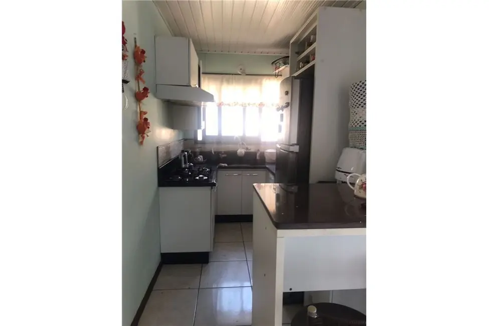 Casa com 3 quartos à venda, 90m2 em Tramandai - RS - imagem 4 Foto 4 de Casa com 3 quartos à venda, 90m2 em Tramandai - RS