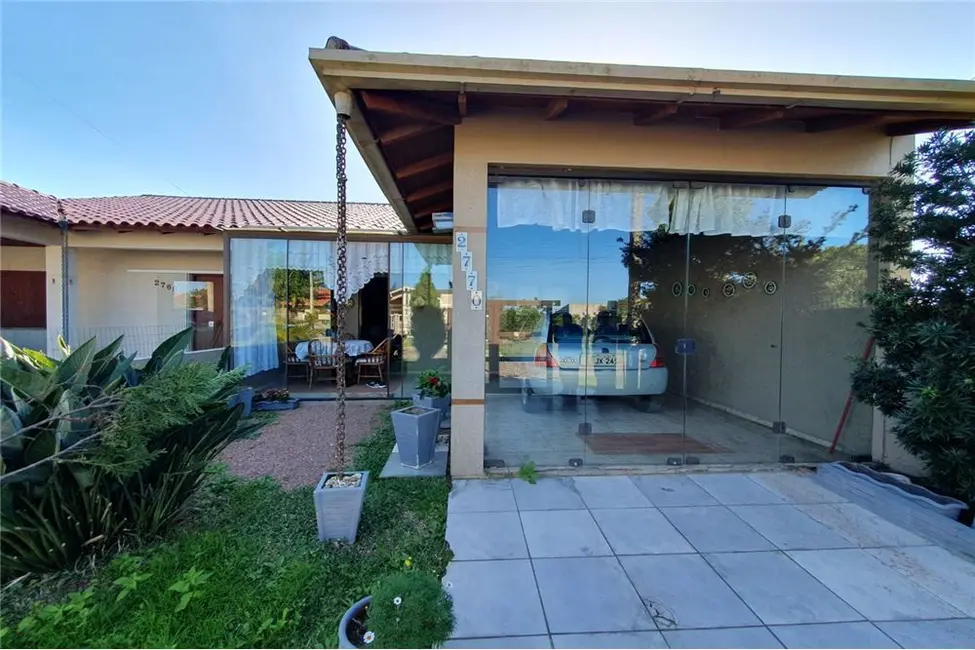 Foto 3 de Casa com 2 quartos à venda, 81m2 em Centro, Imbe - RS