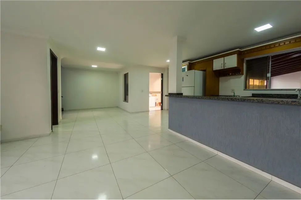 Foto 12 de Casa com 3 quartos à venda, 137m2 em Tramandai - RS