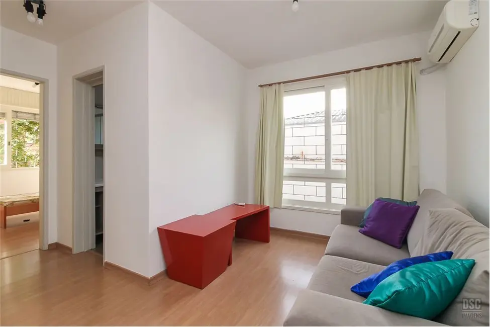 Foto 4 de Apartamento com 2 quartos à venda, 66m2 em Rio Branco, Porto Alegre - RS