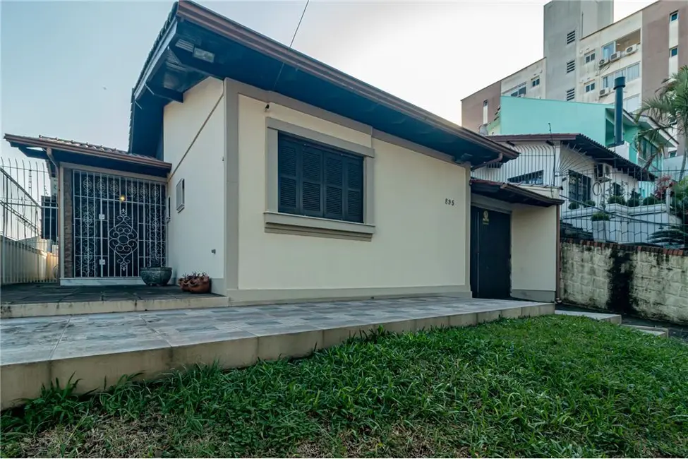 Foto 3 de Casa com 4 quartos à venda, 214m2 em Jardim do Salso, Porto Alegre - RS