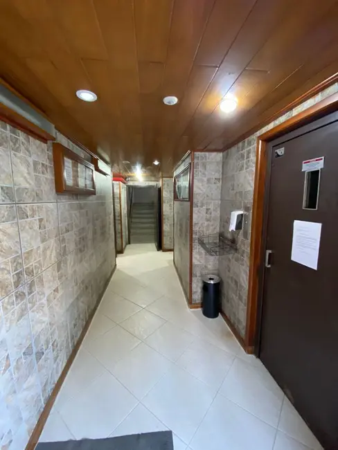 Foto 8 de Apartamento com 1 quarto à venda, 43m2 em Jardim Sabará, Porto Alegre - RS