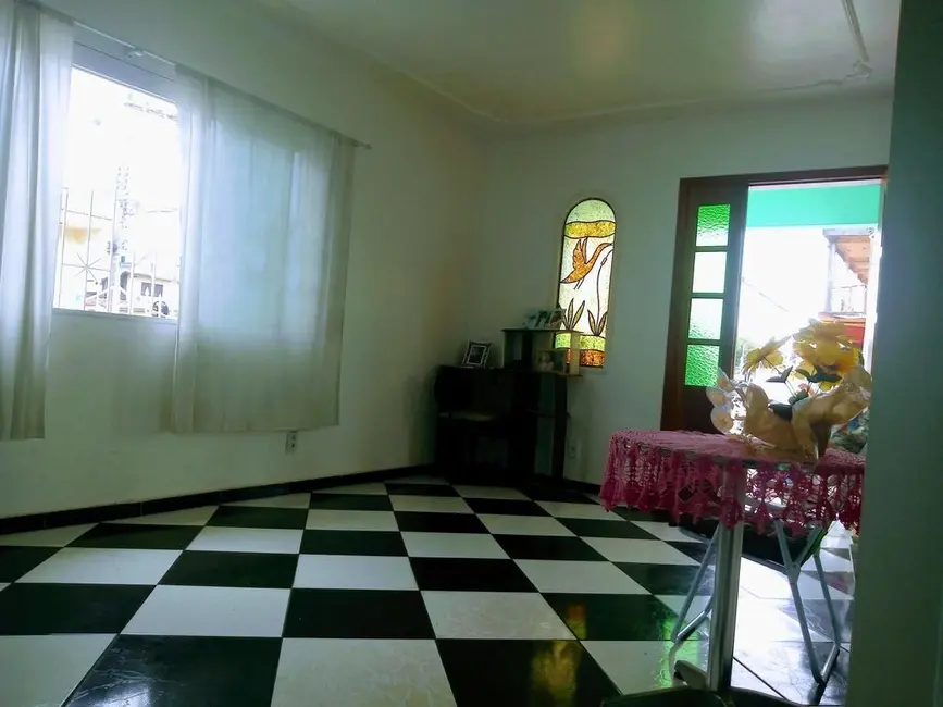 Casa com 3 quartos à venda, 136m2 em Niterói, Canoas - RS - imagem 5 Foto 5 de Casa com 3 quartos à venda, 136m2 em Niterói, Canoas - RS
