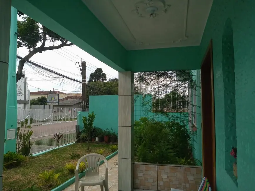 Casa com 3 quartos à venda, 136m2 em Niterói, Canoas - RS - imagem 3 Foto 3 de Casa com 3 quartos à venda, 136m2 em Niterói, Canoas - RS