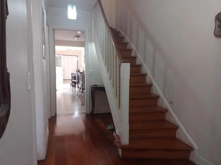 Foto 6 de Casa com 3 quartos à venda, 180m2 em Floresta, Porto Alegre - RS