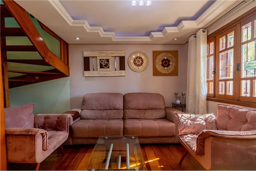 Foto 4 de Casa com 4 quartos à venda, 306m2 em Jardim Lindóia, Porto Alegre - RS