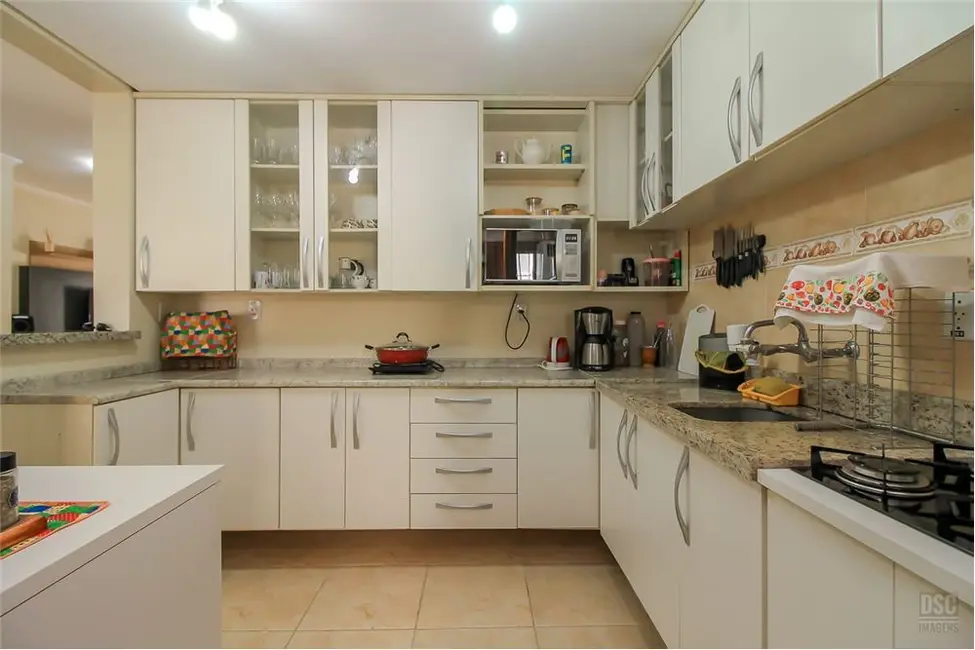 Foto 8 de Casa com 3 quartos à venda, 112m2 em Hípica, Porto Alegre - RS