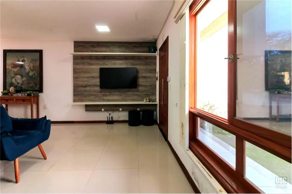 Foto 8 de Casa com 3 quartos à venda, 164m2 em Hípica, Porto Alegre - RS