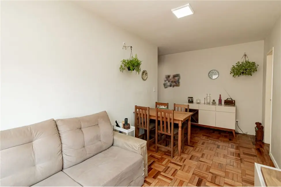 Apartamento com 1 quarto à venda, 42m2 em Passo da Areia, Porto Alegre - RS - imagem 4 Foto 4 de Apartamento com 1 quarto à venda, 42m2 em Passo da Areia, Porto Alegre - RS