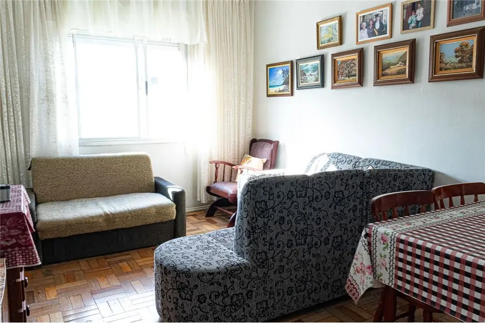 Foto 2 de Apartamento com 2 quartos à venda, 68m2 em Floresta, Porto Alegre - RS