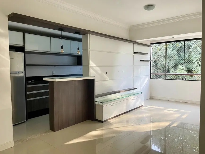 Foto 2 de Apartamento com 2 quartos à venda, 63m2 em Teresópolis, Porto Alegre - RS