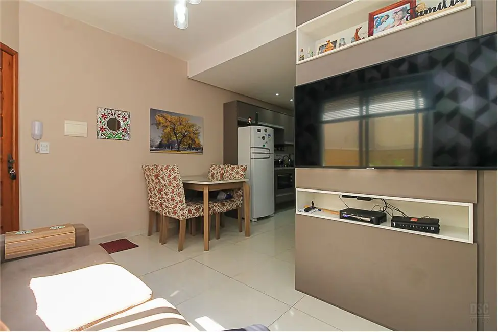 Casa com 2 quartos à venda, 78m2 em Nonoai, Porto Alegre - RS - imagem 5 Foto 5 de Casa com 2 quartos à venda, 78m2 em Nonoai, Porto Alegre - RS