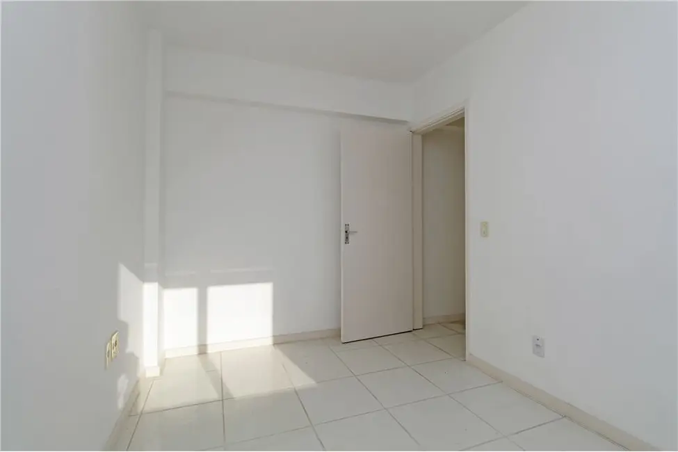 Foto 7 de Apartamento com 2 quartos à venda, 75m2 em Santana, Porto Alegre - RS