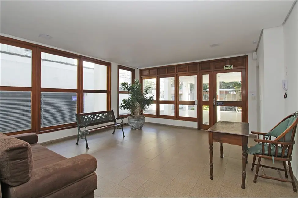 Foto 4 de Apartamento com 2 quartos à venda, 75m2 em Santana, Porto Alegre - RS